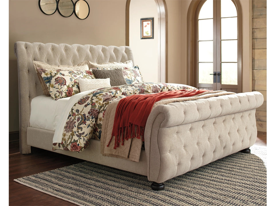 Willenburg Queen Upholstered Sleigh Bed